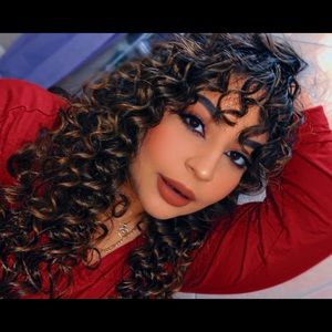 Meet your Posher, Odalys